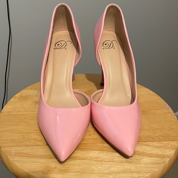 Shoes - Pink Pumps Size 11